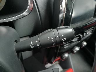 Renault Clio Clio IV (5R) Hatchback 5-drs 0.9 Energy TCE 90 12V (H4B-400(H4B-A4)) [=
66kW]  (11-2012/08-2021) picture 15