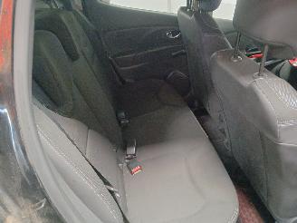 Renault Clio Clio IV (5R) Hatchback 5-drs 0.9 Energy TCE 90 12V (H4B-400(H4B-A4)) [=
66kW]  (11-2012/08-2021) picture 10