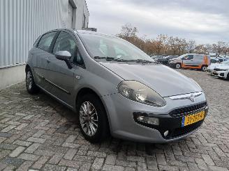 Fiat Punto Grande Punto (199) Hatchback 1.3 JTD Multijet 16V VGT (199.B.4000(Euro=
 5)) [62kW]  (04-2010/...) picture 5