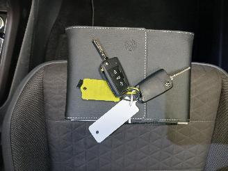 Volkswagen T-Cross T-Cross SUV 1.0 TSI 110 12V (DLAA) [81kW]  (06-2020/...) picture 20