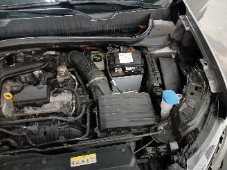 Volkswagen T-Cross T-Cross SUV 1.0 TSI 110 12V (DLAA) [81kW]  (06-2020/...) picture 28