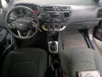 Kia Rio Rio III (UB) Hatchback 1.1 CRDi VGT 12V (D3FA) [55kW]  (09-2011/12-201=
7) picture 10