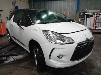 Citroën DS3 DS3 (SA) Hatchback 1.2 12V PureTech 82 (EB2F(HMZ)) [60kW]  (01-2013/03=
-2015) picture 2