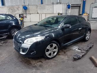 Dezmembrări autoturisme Renault Mégane Megane III Coupe (DZ) Hatchback 3-drs 1.4 16V TCe 130 (H4J-700(H4J-A7)=
) [96kW]  (04-2009/02-2016) 2013