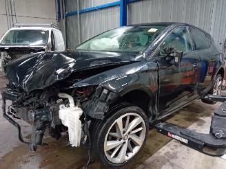 Coche siniestrado Seat Leon Leon (5FB) Hatchback 5-drs 1.4 TSI ACT 16V (CZEA) [110kW]  (05-2014/08=
-2020) 2017/1