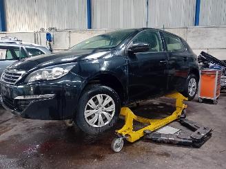 Uttjänta bilar auto Peugeot 308 308 (L3/L8/LB/LH/LP) Hatchback 5-drs 1.6 HDi (DV6DTED(9HP)) [68kW]  (0=
9-2013/06-2021) 2011/8