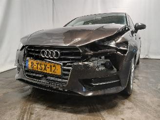 Damaged car Audi A3 A3 Sportback (8VA/8VF) Hatchback 5-drs 1.2 TFSI 16V (CJZA(Euro 5)) [77=
kW]  (05-2013/03-2020) 2014/5