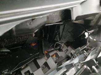 Audi A3 A3 Sportback (8VA/8VF) Hatchback 5-drs 1.2 TFSI 16V (CJZA(Euro 5)) [77=
kW]  (05-2013/03-2020) picture 36