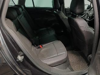 Opel Astra Astra K Sports Tourer Combi 1.6 CDTI 136 16V (B16DTH(Euro 6)) [100kW] =
 (11-2015/12-2022) picture 10