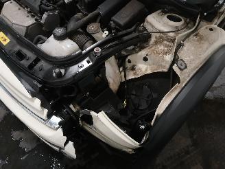 Mini Mini Mini (R56) Hatchback 1.6 16V One (N16-B16A) [72kW]  (03-2010/11-2013) picture 25