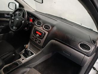 Ford Focus Focus 2 Wagon Combi 1.8 16V (QQDB) [92kW]  (03-2006/09-2012) picture 8