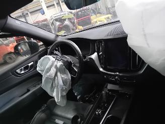 Volvo Xc-60 XC60 II (UZ) SUV 2.0 T6 16V Plug-in Hybrid AWD (B4204T46) [250kW]  (04=
-2021/...) picture 5