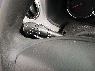 Dacia Logan Logan MCV II/Sandero Wagon (7S) Combi 0.9 TCE 12V (H4B-400(H4B-A4)) [6=
6kW]  (02-2013/...) picture 14