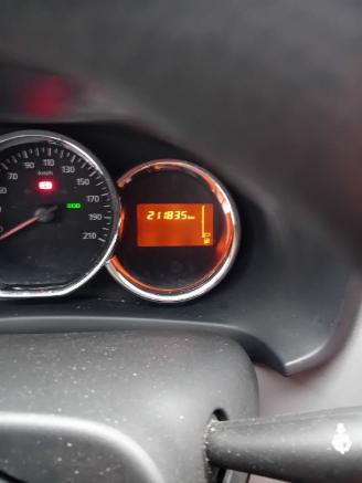 Dacia Logan Logan MCV II/Sandero Wagon (7S) Combi 0.9 TCE 12V (H4B-400(H4B-A4)) [6=
6kW]  (02-2013/...) picture 2