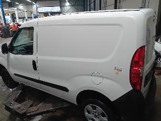 Fiat Doblo Doblo Cargo (263) Van 1.3 D Multijet (263.A.2000) [66kW]  (02-2010/12-=
2023) picture 4
