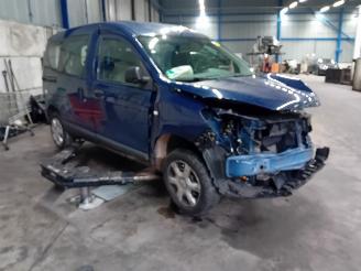 Dacia Dokker Dokker (0S) MPV 1.2 TCE 16V (H5F-410(H5F-F4)) [85kW]  (07-2015/12-2021=
) picture 2