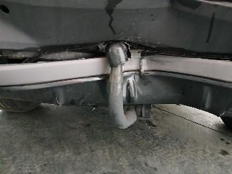 BMW X1 X1 (F48) SUV sDrive 18i 1.5 12V TwinPower Turbo (B38-A15A) [103kW]  (0=
7-2017/06-2022) picture 38