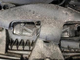 BMW X1 X1 (F48) SUV sDrive 18i 1.5 12V TwinPower Turbo (B38-A15A) [103kW]  (0=
7-2017/06-2022) picture 43