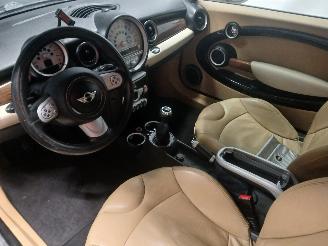 Mini Clubman Clubman (R55) Combi 1.6 16V Cooper (N12-B16A) [88kW]  (10-2007/12-2013=
) picture 10