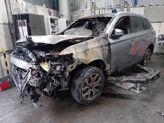 Uttjänta bilar auto Mitsubishi Outlander Outlander (GF/GG) SUV 2.0 16V PHEV 4x4 (S61) [147kW]  (09-2017/12-2021=
) 2015