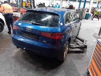 Audi A3 A3 (8V1/8VK) Hatchback 3-drs 1.6 TDI Ultra 16V (CRKB(Euro 5)) [81kW]  =
(09-2013/12-2017) picture 3