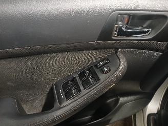 Toyota Avensis Avensis Wagon (T25/B1E) Combi 2.0 16V VVT-i D4 (1AZFSE) [108kW]  (04-2=
003/11-2008) picture 12