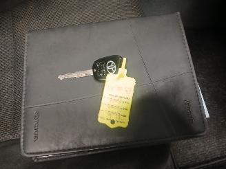 Toyota Avensis Avensis Wagon (T25/B1E) Combi 2.0 16V VVT-i D4 (1AZFSE) [108kW]  (04-2=
003/11-2008) picture 26