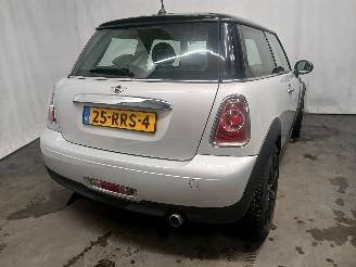 Mini Mini Mini (R56) Hatchback 1.6 16V Cooper (N16-B16A) [90kW]  (09-2009/11-201=
3) picture 5