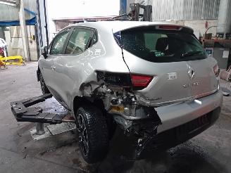 Renault Clio Clio IV (5R) Hatchback 5-drs 0.9 Energy TCE 90 12V (H4B-408(H4B-B4)) [=
66kW]  (11-2012/08-2021) picture 4