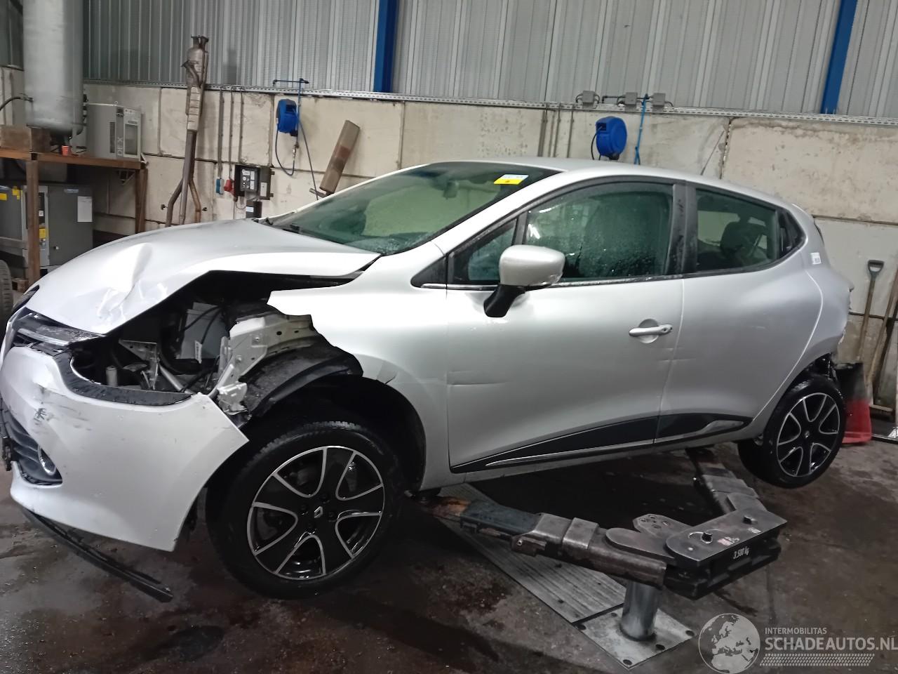 Renault Clio Clio IV (5R) Hatchback 5-drs 0.9 Energy TCE 90 12V (H4B-408(H4B-B4)) [=
66kW]  (11-2012/08-2021)