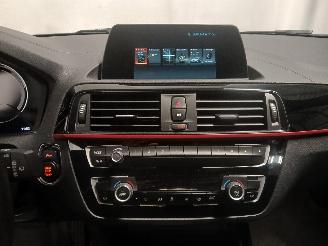 BMW 1-serie 1 serie (F20) Hatchback 5-drs 118i 1.5 TwinPower 12V (B38-B15A) [100kW=
]  (07-2015/06-2019) picture 15