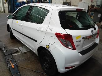 Toyota Yaris Yaris III (P13) Hatchback 1.0 12V VVT-i (1KR-FE) [51kW]  (12-2010/09-2=
020) picture 4