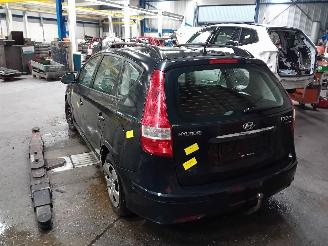 Hyundai I-30 i30 Crosswagon (WWH) Combi 1.4 CVVT 16V (G4FA) [77kW]  (10-2007/07-201=
2) picture 4