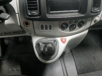 Renault Trafic Trafic New (FL) Van 1.9 dCi 82 16V (F9Qt-762) [60kW]  (03-2001/10-2006=
) picture 16