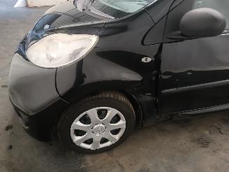 Peugeot 107 107 Hatchback 1.0 12V (384F(1KR)) [50kW]  (06-2005/05-2014) picture 18