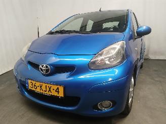 Schadeauto Toyota Aygo Aygo (B10) Hatchback 1.0 12V VVT-i (1KR-FE) [50kW]  (07-2005/05-2014) 2010/1