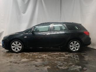 Opel Astra Astra J Sports Tourer (PD8/PE8/PF8) Combi 1.7 CDTi 16V (A17DTE(Euro 5)=
) [81kW]  (10-2010/10-2015) picture 4