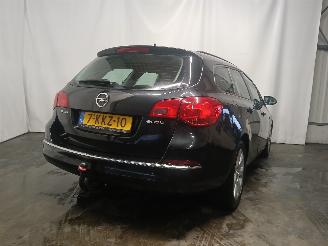 Opel Astra Astra J Sports Tourer (PD8/PE8/PF8) Combi 1.7 CDTi 16V (A17DTE(Euro 5)=
) [81kW]  (10-2010/10-2015) picture 5