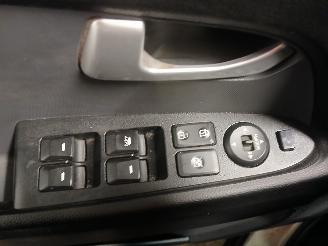 Kia Sportage Sportage (SL) Terreinwagen 1.6 GDI 16V 4x2 (G4FD) [99kW]  (06-2010/02-=
2016) picture 11