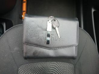 Hyundai I-10 i10 (F5) Hatchback 1.1i 12V (G4HG5) [51kW]  (04-2011/12-2013) picture 19