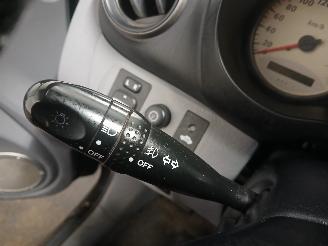 Toyota Rav-4 RAV4 (A2) Terreinwagen 1.8 16V VVT-i 4x2 (1ZZFE) [92kW]  (08-2000/11-2=
005) picture 14