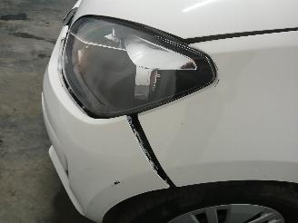 Volkswagen Up! Up! (121) Hatchback 1.0 12V 60 (CHYA) [44kW]  (08-2011/08-2020) picture 18