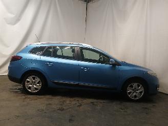 Renault Mégane Megane III Grandtour (KZ) Combi 5-drs 1.5 dCi 110 (K9K-636(K9K-A6)) [8=
1kW]  (02-2009/04-2016) picture 7