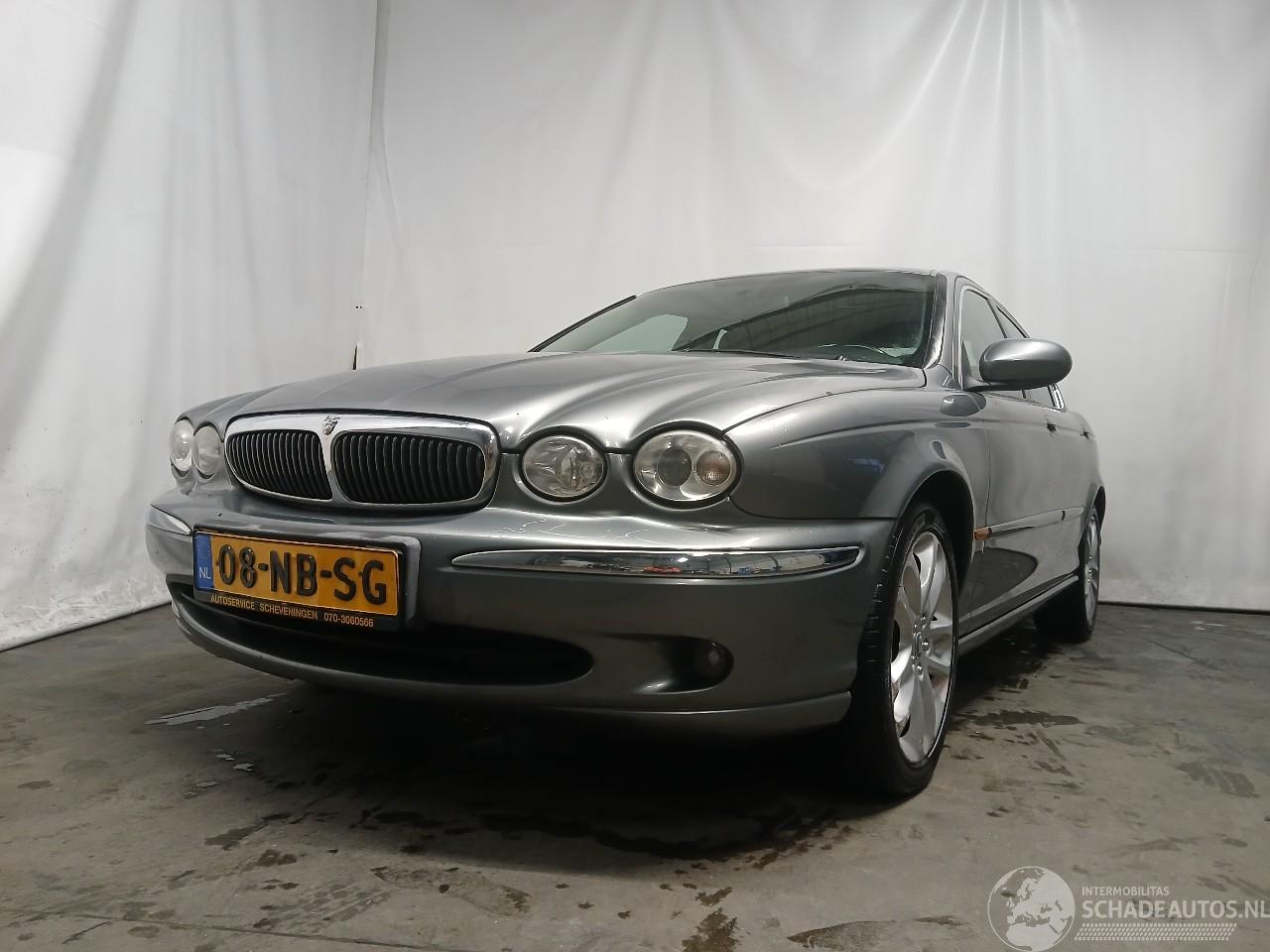 Jaguar X-type X-type Sedan 2.1 V6 24V (YB(AJ-V6)) [115kW]  (03-2002/11-2009)