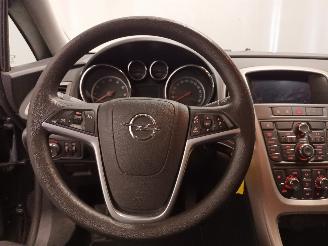 Opel Astra Astra J Sports Tourer (PD8/PE8/PF8) Combi 1.4 16V ecoFLEX (A14XER(Euro=
 5)) [74kW]  (10-2010/10-2015) picture 16