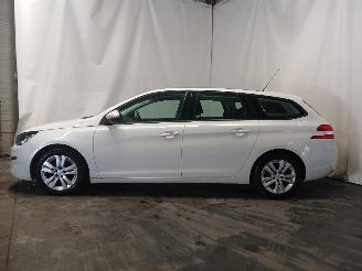 Peugeot 308 308 SW (L4/L9/LC/LJ/LR) Combi 5-drs 1.2 12V e-THP PureTech 130 (EB2ADT=
S(HNS)) [96kW]  (03-2014/06-2021) picture 3