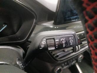 Ford Focus Focus 4 Hatchback 1.0 Ti-VCT EcoBoost 12V 125 (B7DA) [92kW]  (01-2018/=
12-2025) picture 16