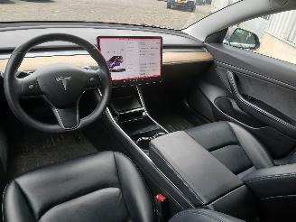 Tesla Model 3 Model 3 Sedan Long Range AWD 75 kWh (3D5) [258kW]  (06-2018/...) picture 11