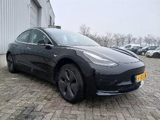 Tesla Model 3 Model 3 Sedan Long Range AWD 75 kWh (3D5) [258kW]  (06-2018/...) picture 6