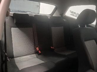 Volkswagen Polo Polo V (6R) Hatchback 1.2 TDI 12V BlueMotion (CFWA(Euro 5)) [55kW]  (1=
0-2009/05-2014) picture 9